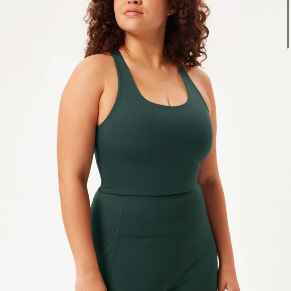 Girlfriend Collective Paloma Sports Bra Moss Green Size Medium